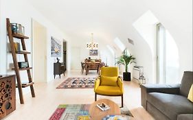Luxury Apartment By Myplaceforyou, Very Quiet, Close To Time Out Market Lisbon